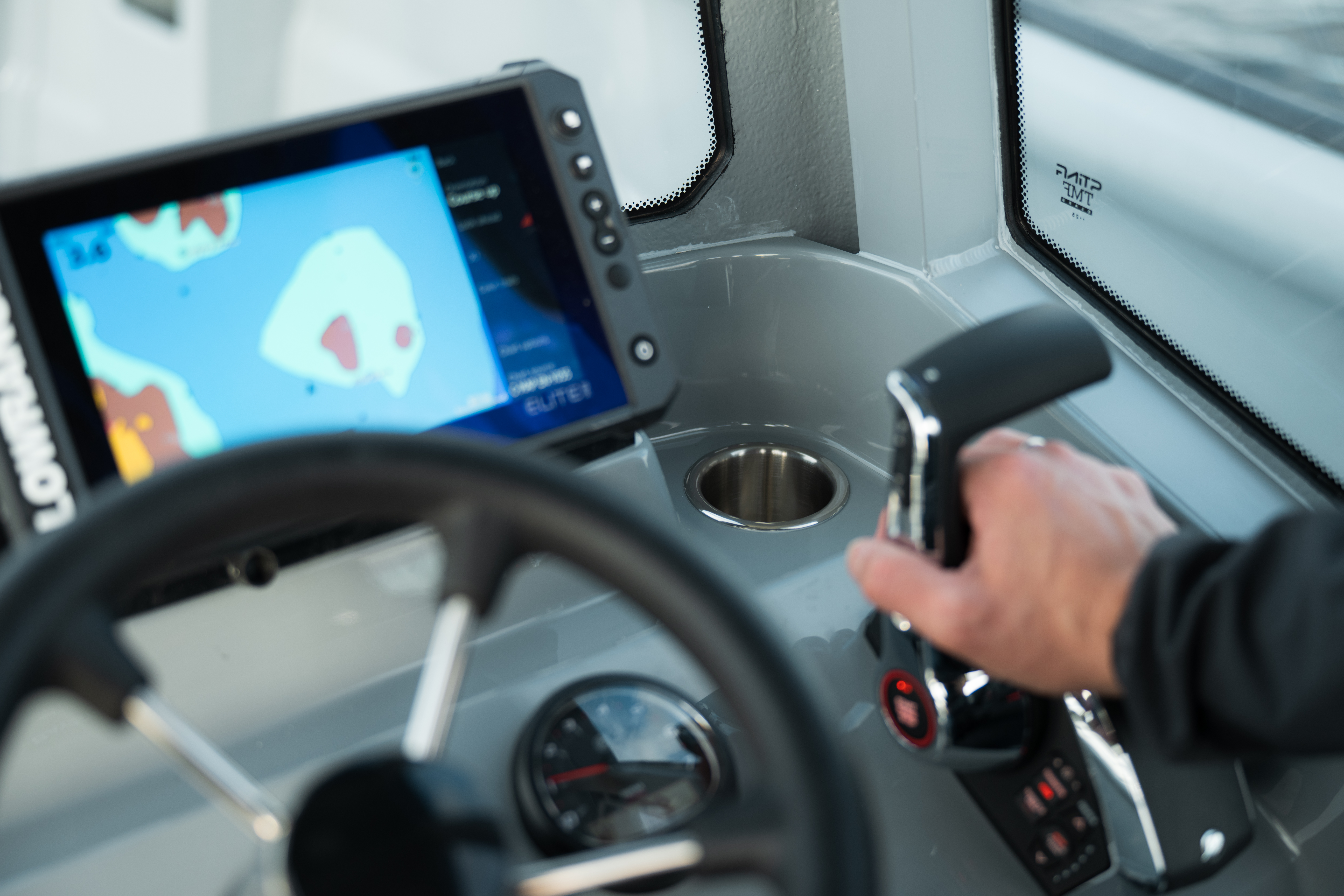 Sting 725 Pro T Top TT2 0368