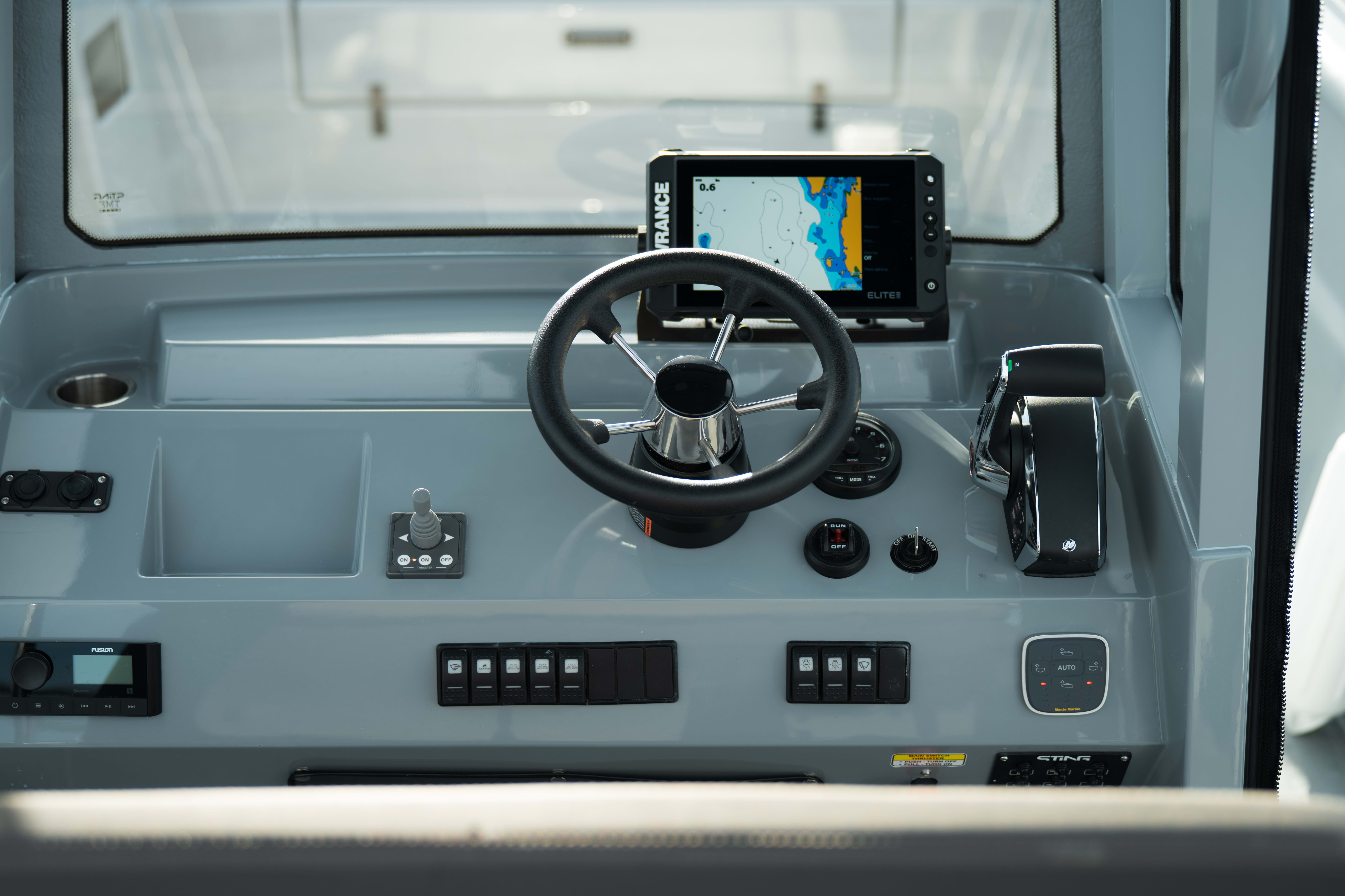 Sting 725 Pro T Top TT2 0102